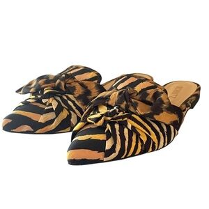 Schutz Flats Mules Shoes Womens 6 Black Tiger Stripe Bow Bows Pointed Knotted